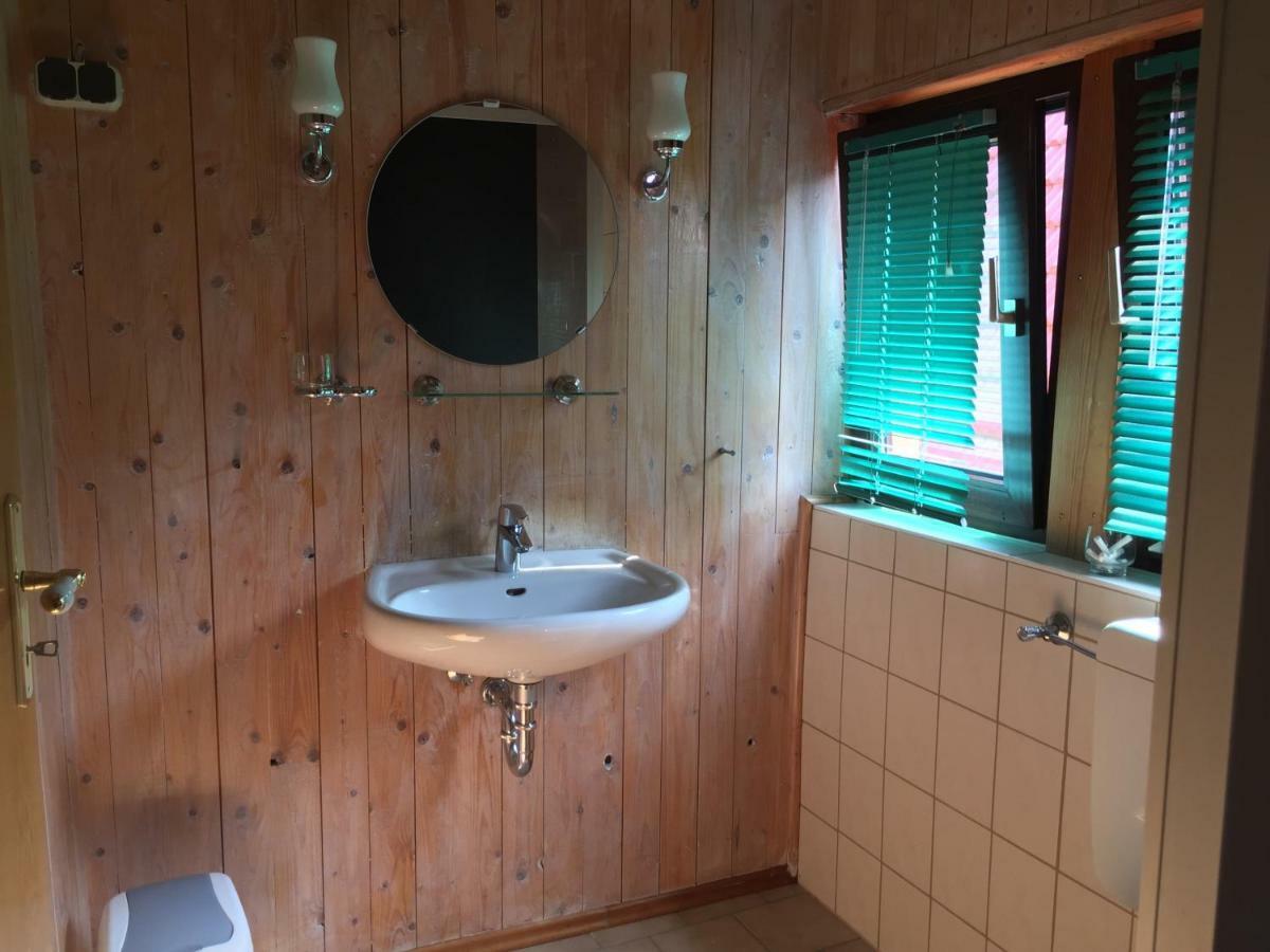 Radler Pension Wettin Esterno foto